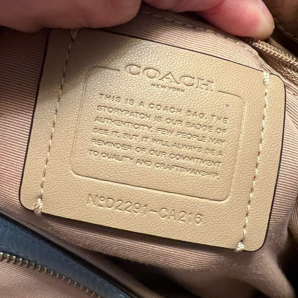 Coach 2022 Pebble Leather Kristy Lexi Shoulder Bag Colorblock CA216 Chalk/Multi - Picture 5 of 16